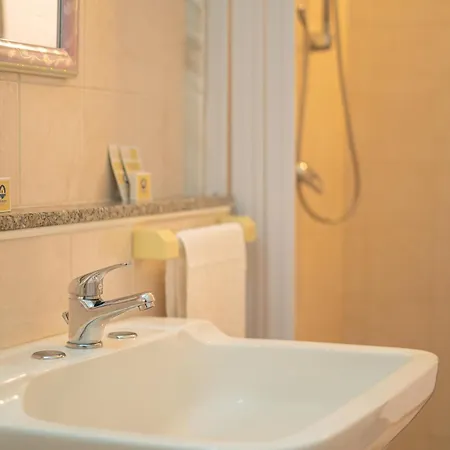 Montelongu 2 Apartamento La Caletta